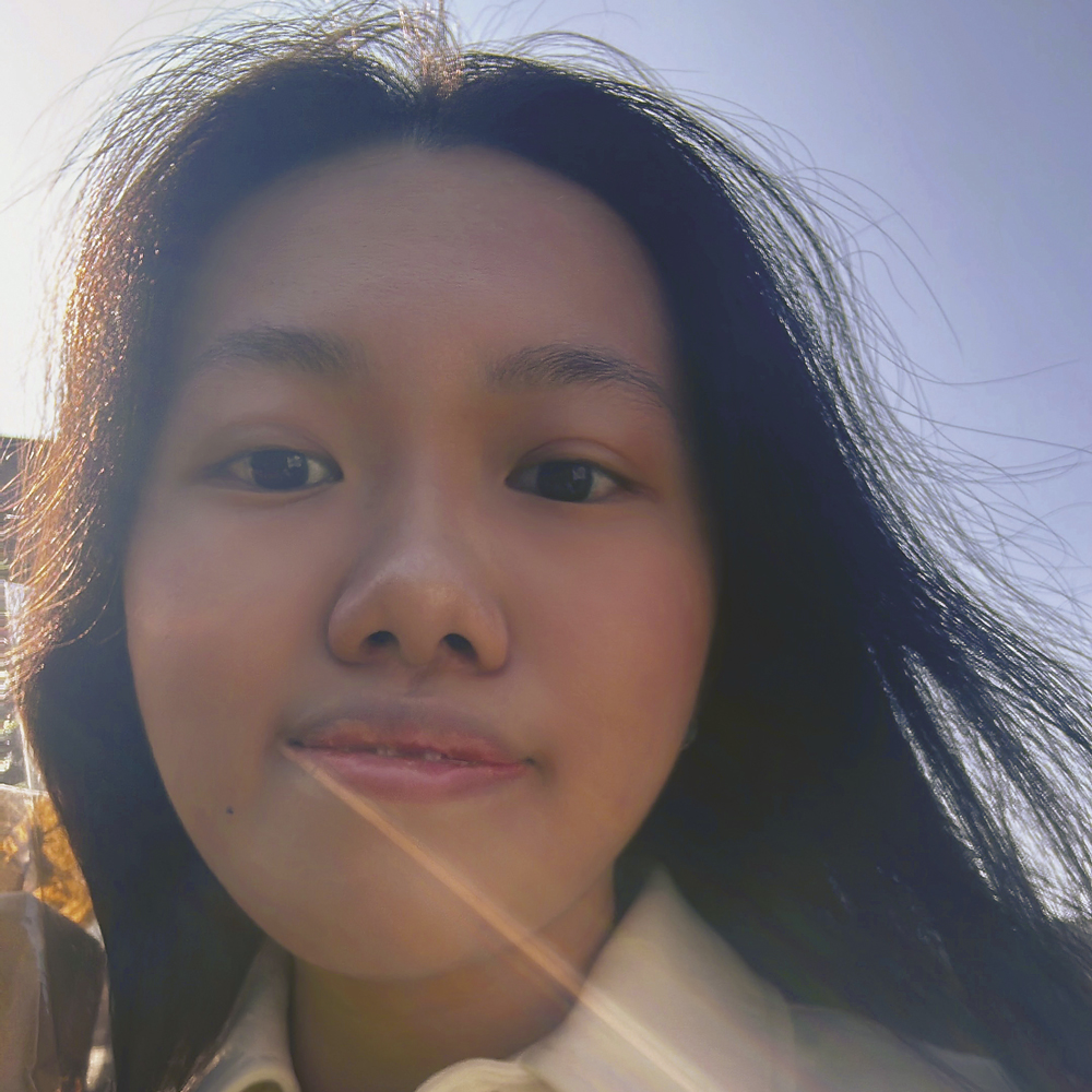 Headshot of illustrator Alex Chen